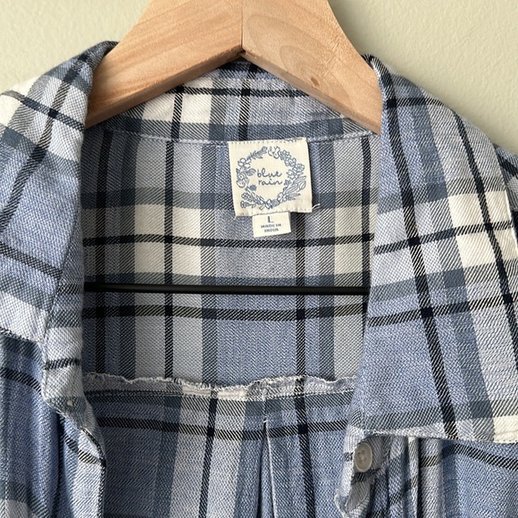 Light Blue Lightweight Flannel - Size L - Picture 3 of 9
